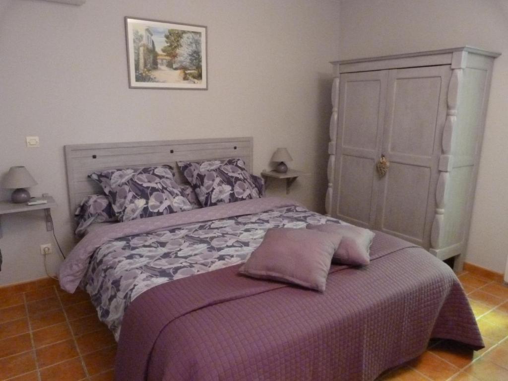Le Mas Du Pere La Motte  Ruang foto
