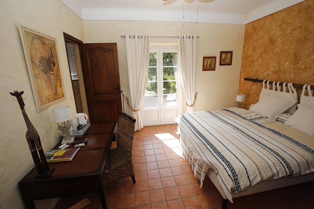 Le Mas Du Pere La Motte  Bagian luar foto