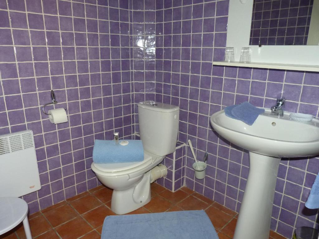 Le Mas Du Pere La Motte  Ruang foto